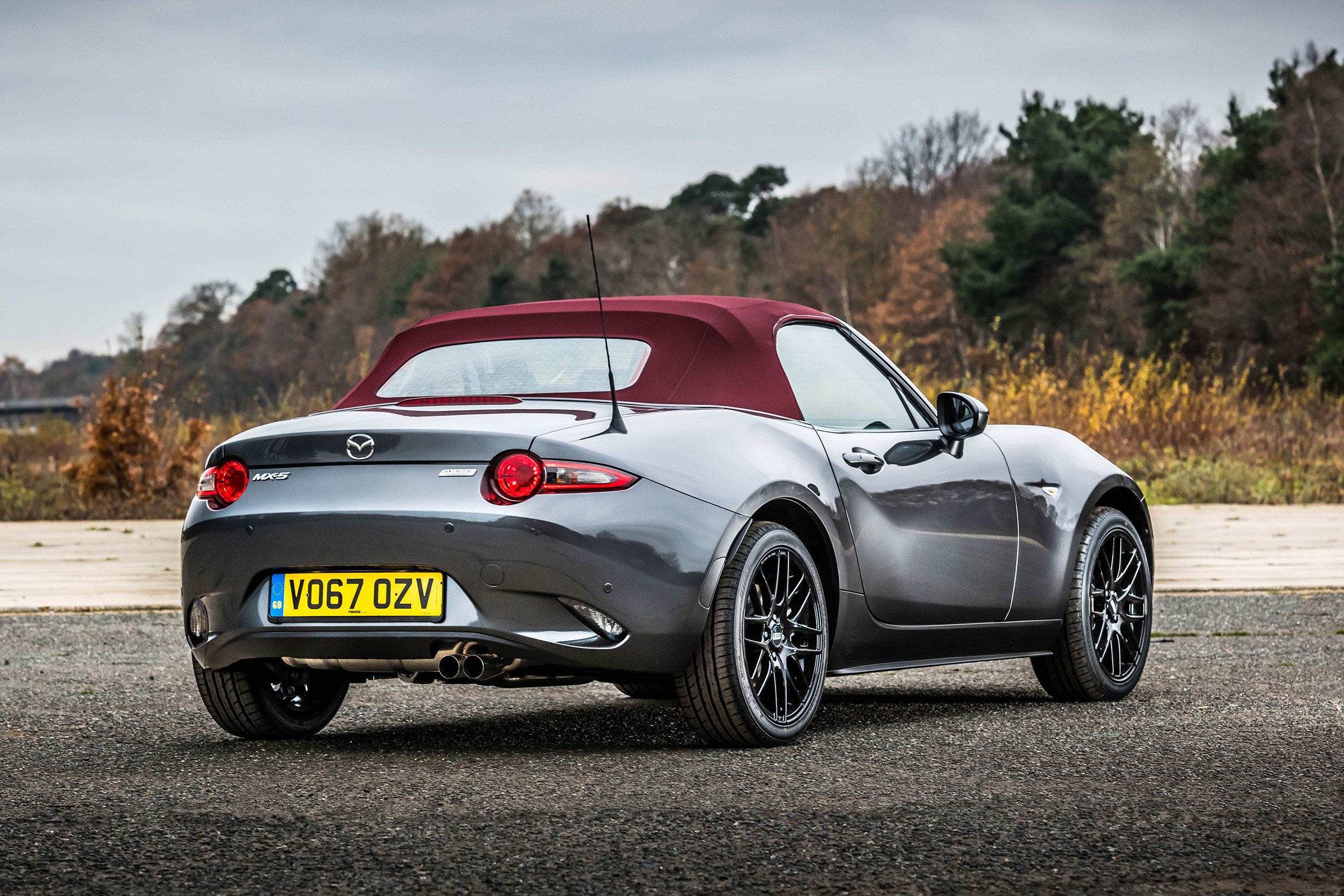 Mazda MX-5 Z-Sport - rear static