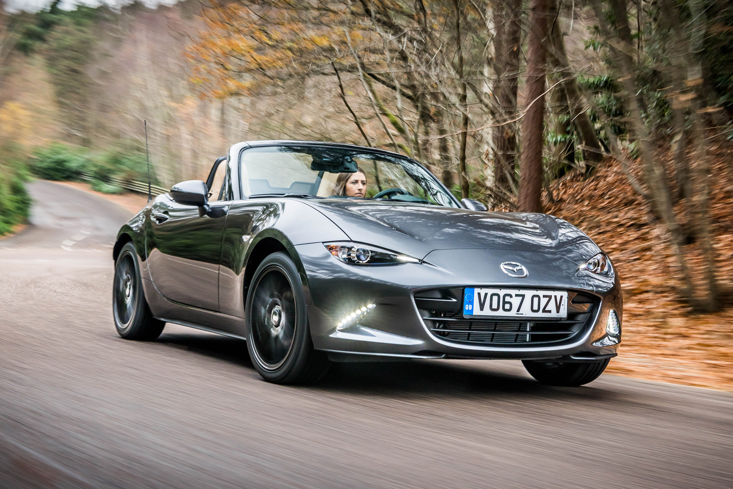 Mazda MX-5 Z-Sport - front action