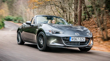 Mazda MX-5 Z-Sport - front action