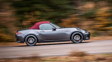 Mazda MX-5 Z-Sport - side