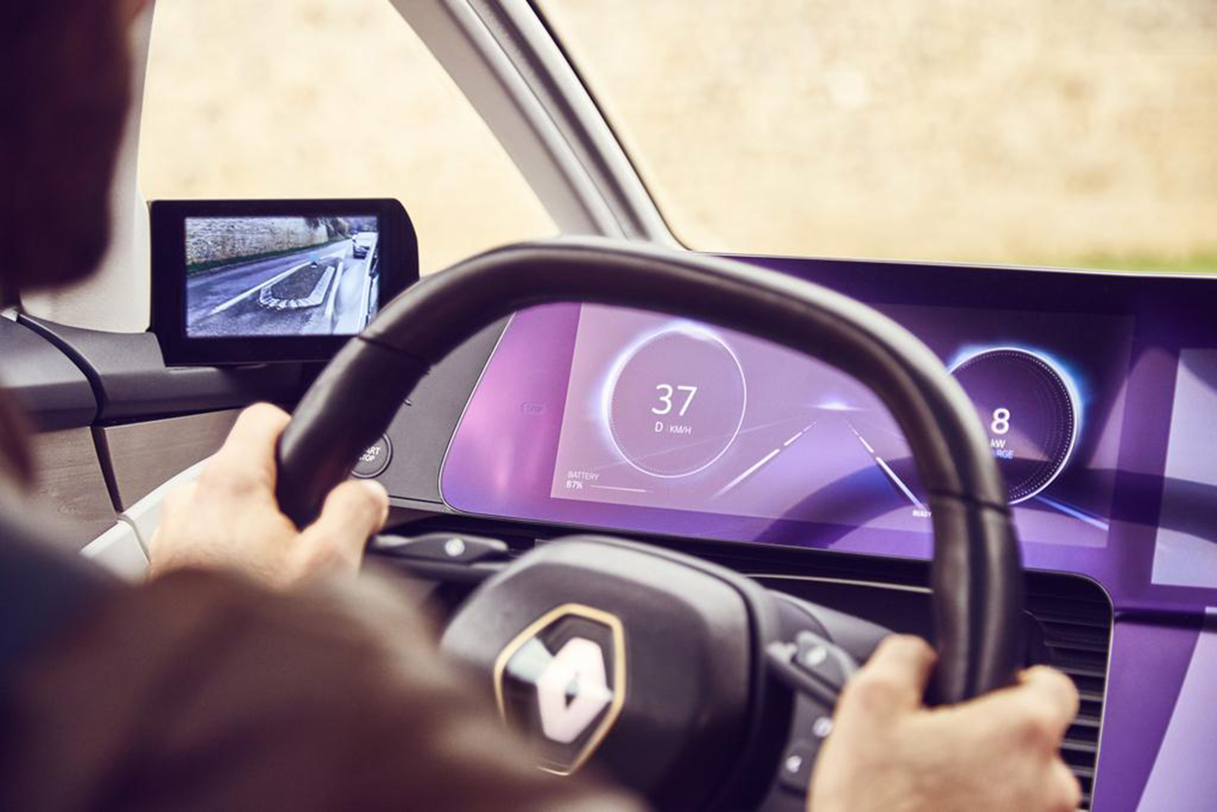 Renault Symbioz concept - driving