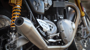 Triumph Thruxton R review - exhaust