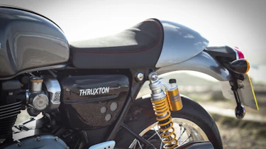 Triumph Thruxton R review - seat wide view