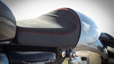Triumph Thruxton R review - seating