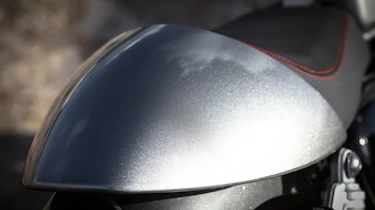 Triumph Thruxton R review - rear bump