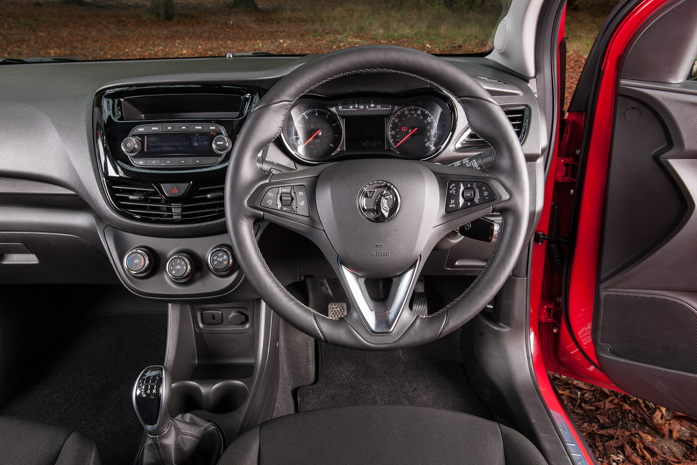 Vauxhall Viva Rocks - dash