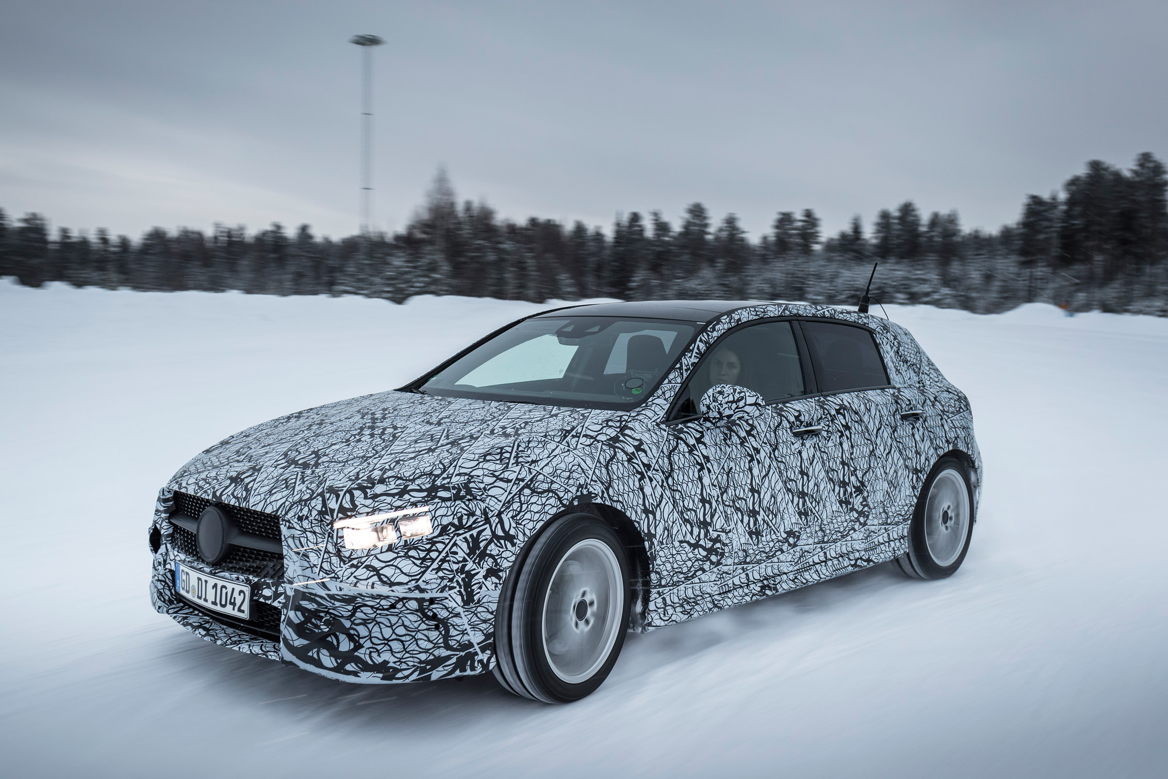 Mercedes A-Class 2018 ride tracking