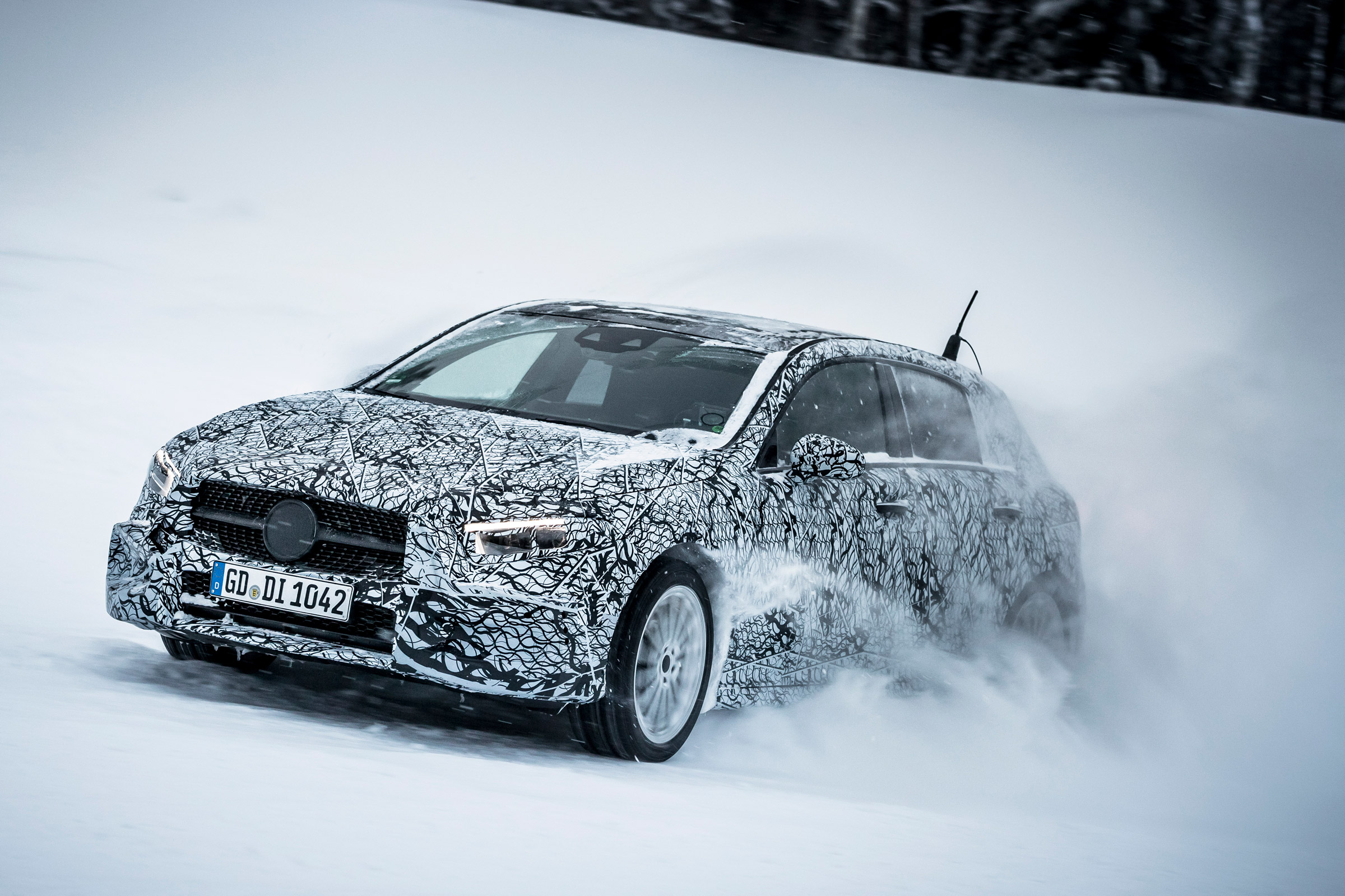 Mercedes A-Class 2018 ride corner