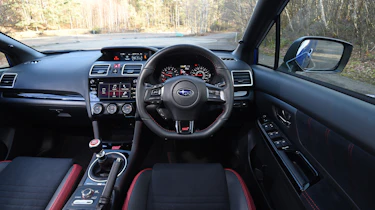 Subaru WRX STi Final Edition - interior