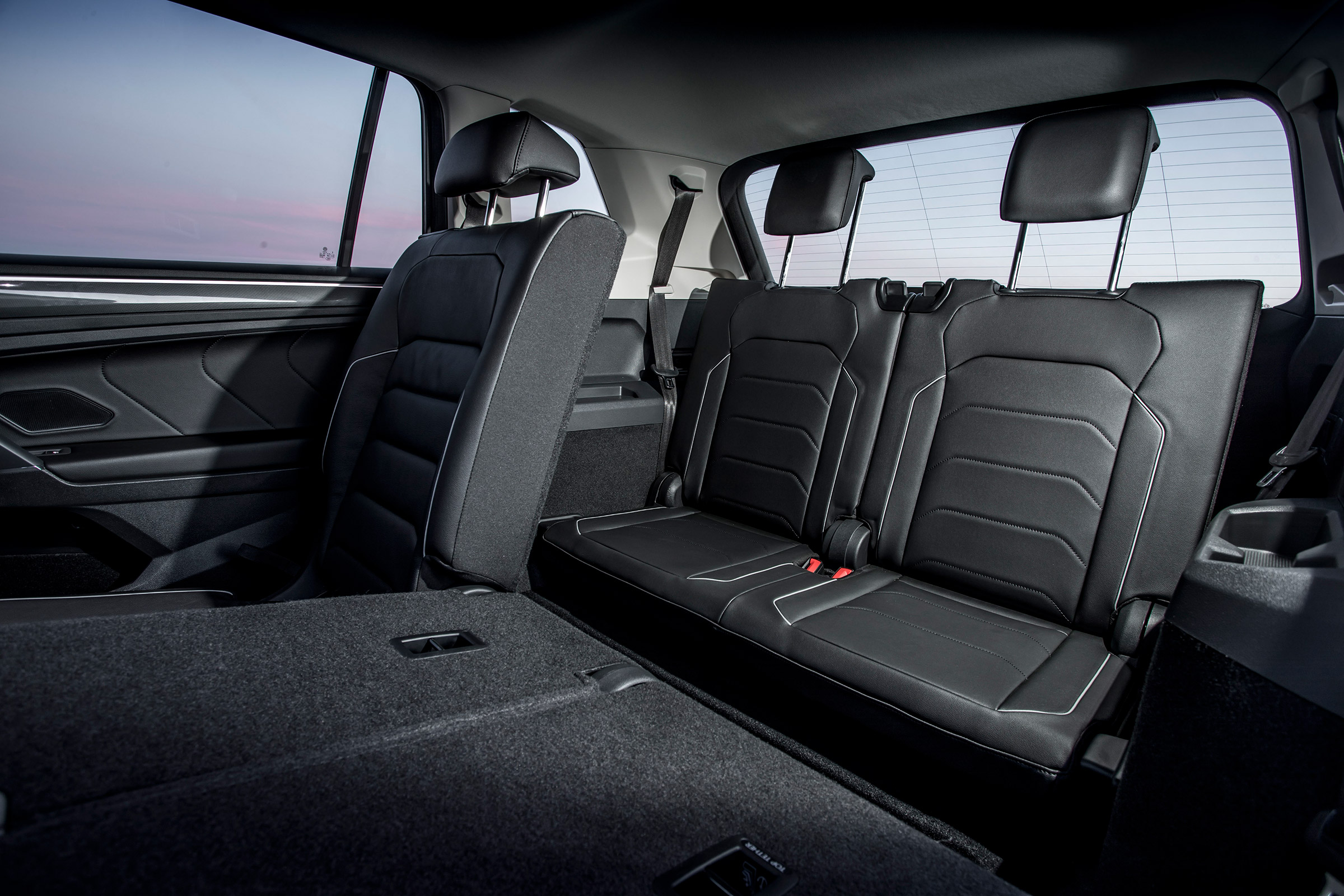 Volkswagen Tiguan Allspace - rear seats