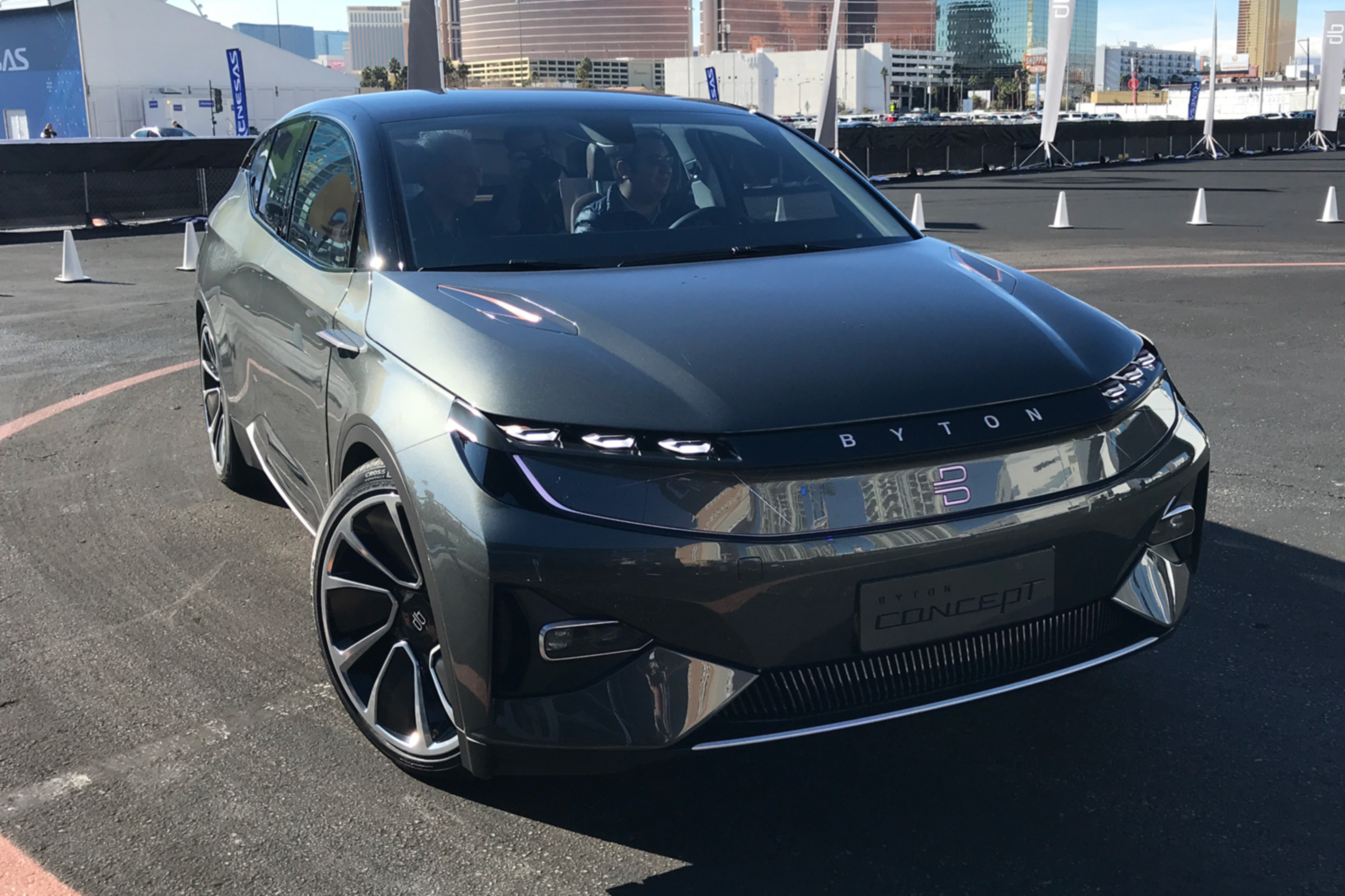 Byton Concept ride - grey front