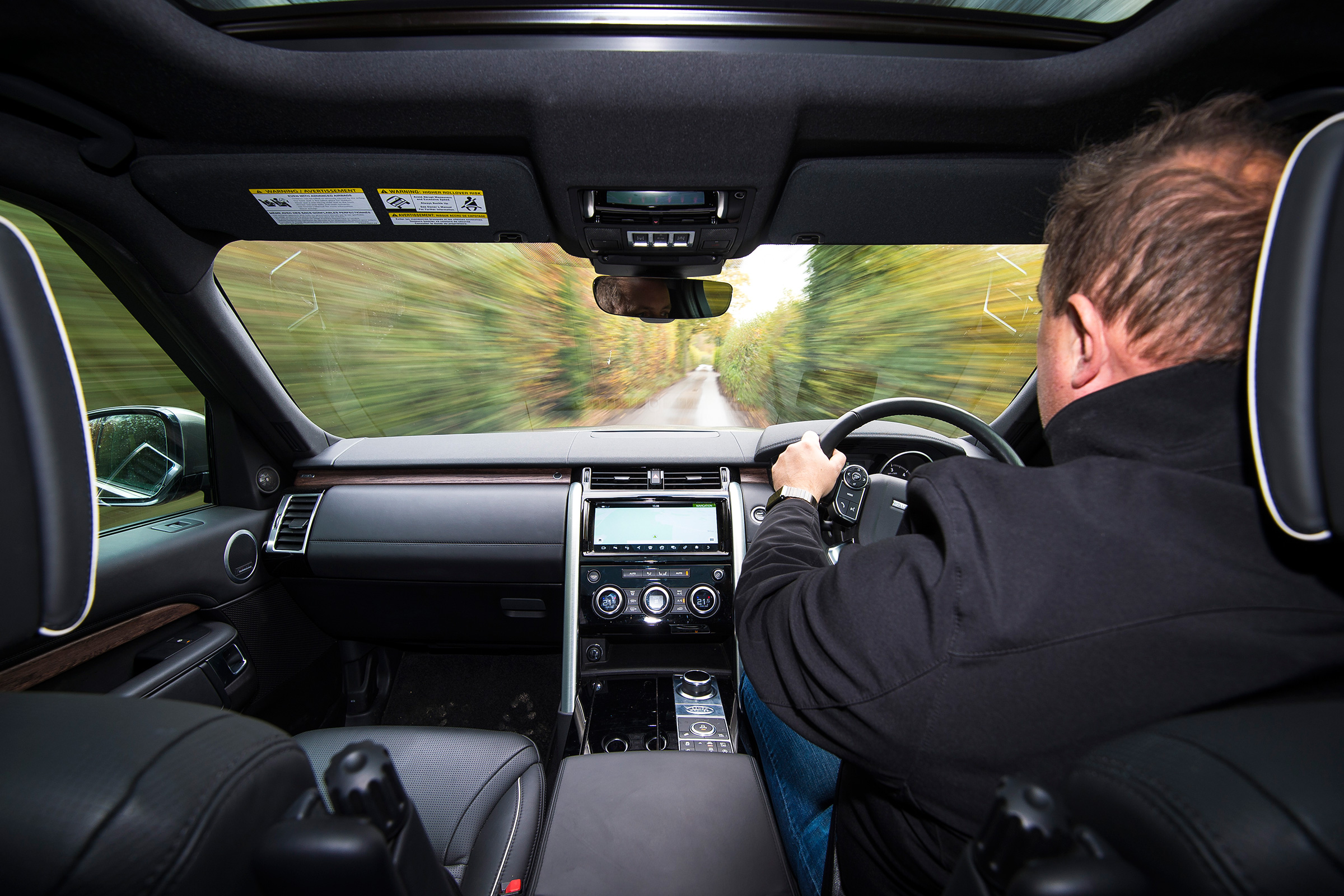Land Rover Discovery - interior