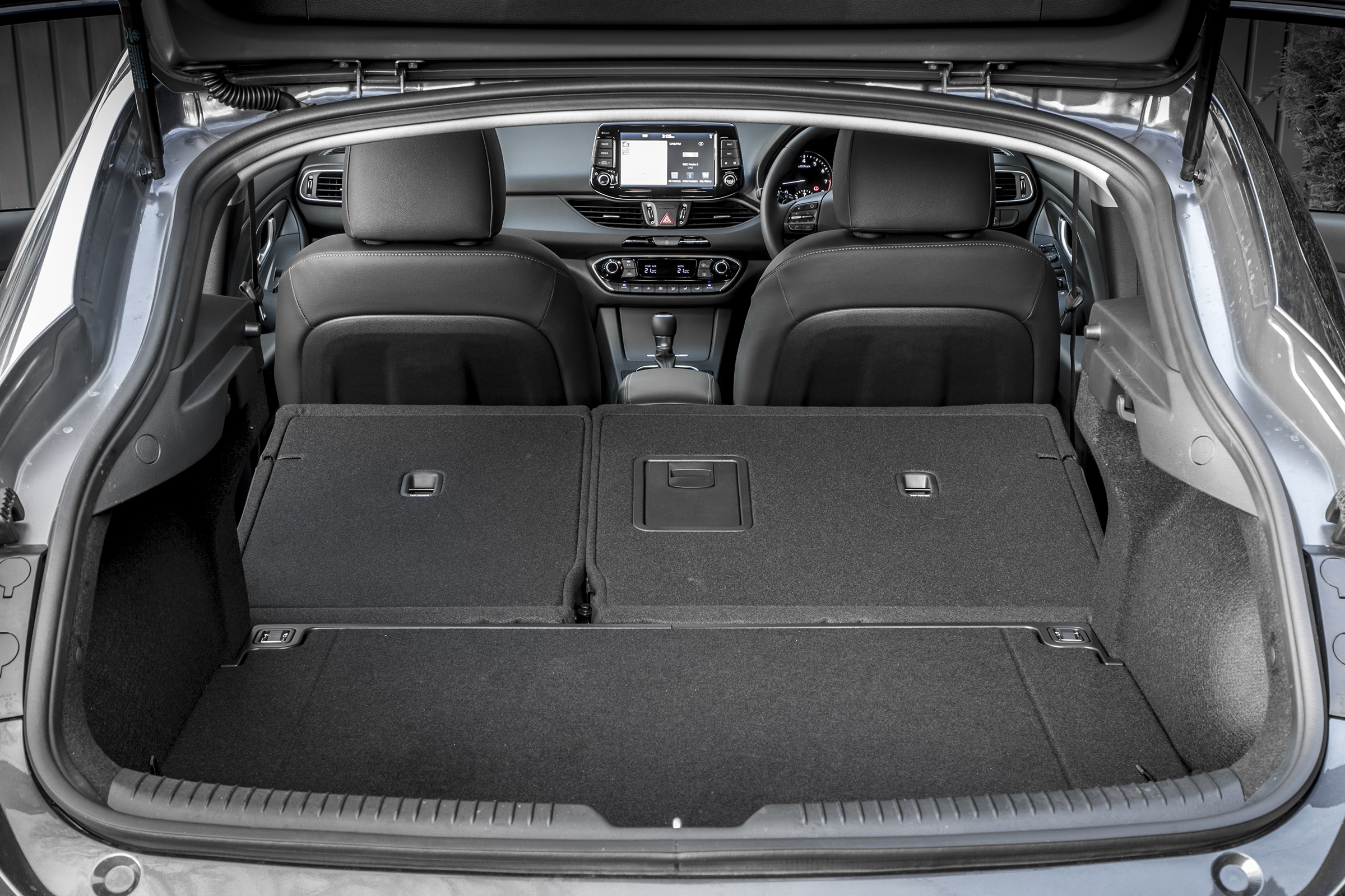 Hyundai i30 Fastback - boot