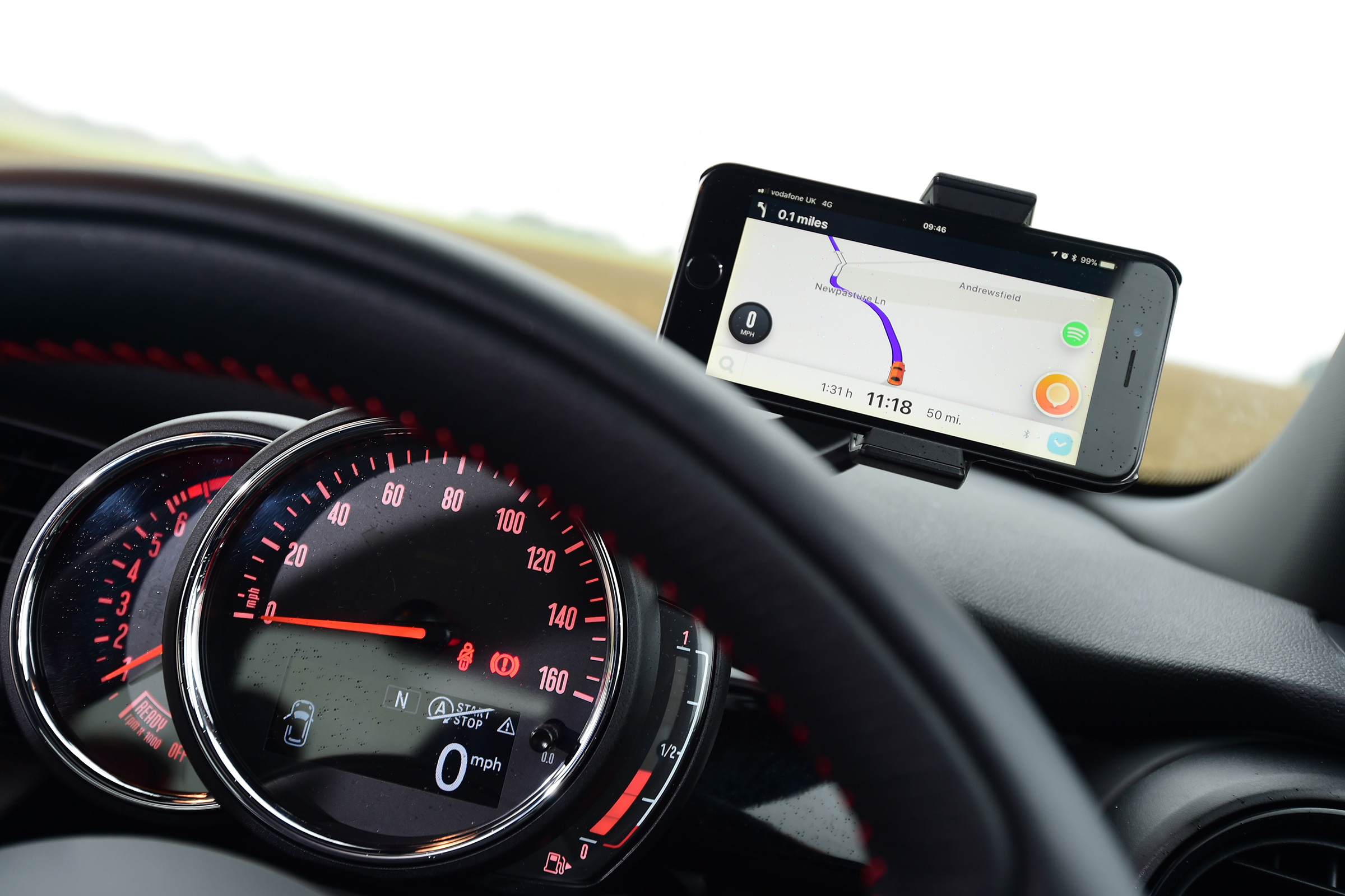 MINI 1499 GT - smartphone holder