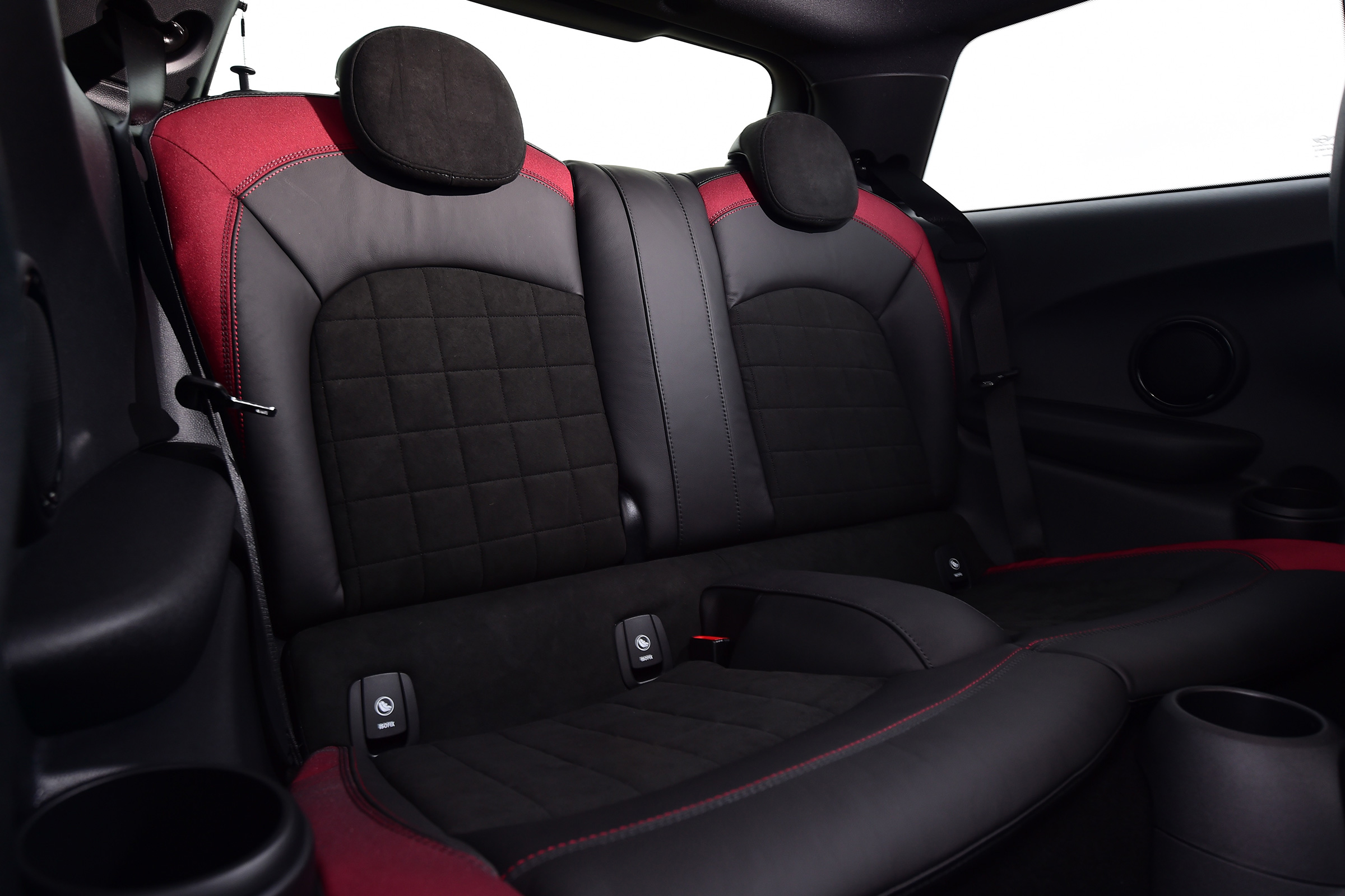 MINI 1499 GT - back seats