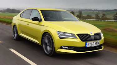 Skoda Superb - front