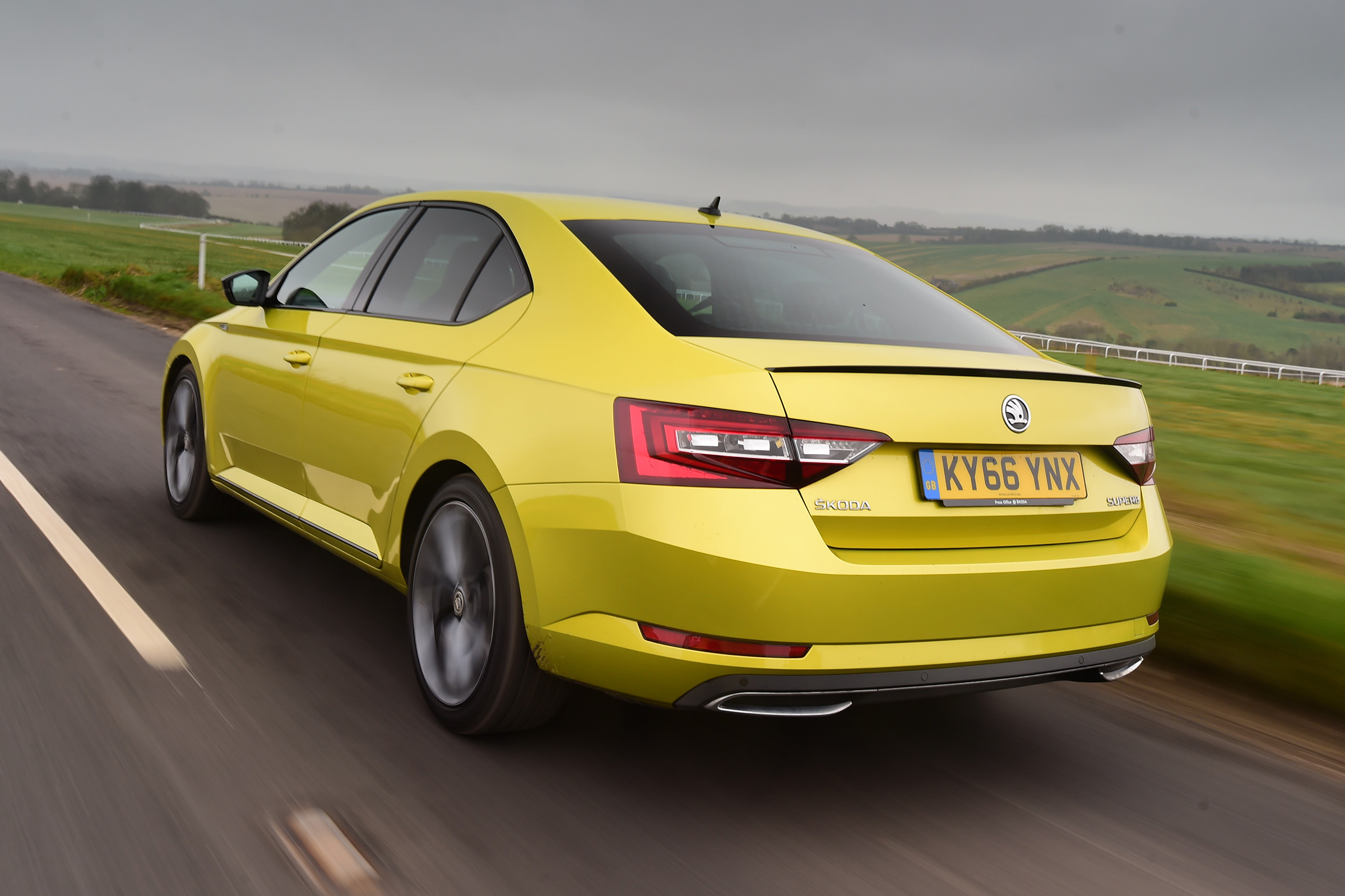 Skoda Superb - rear