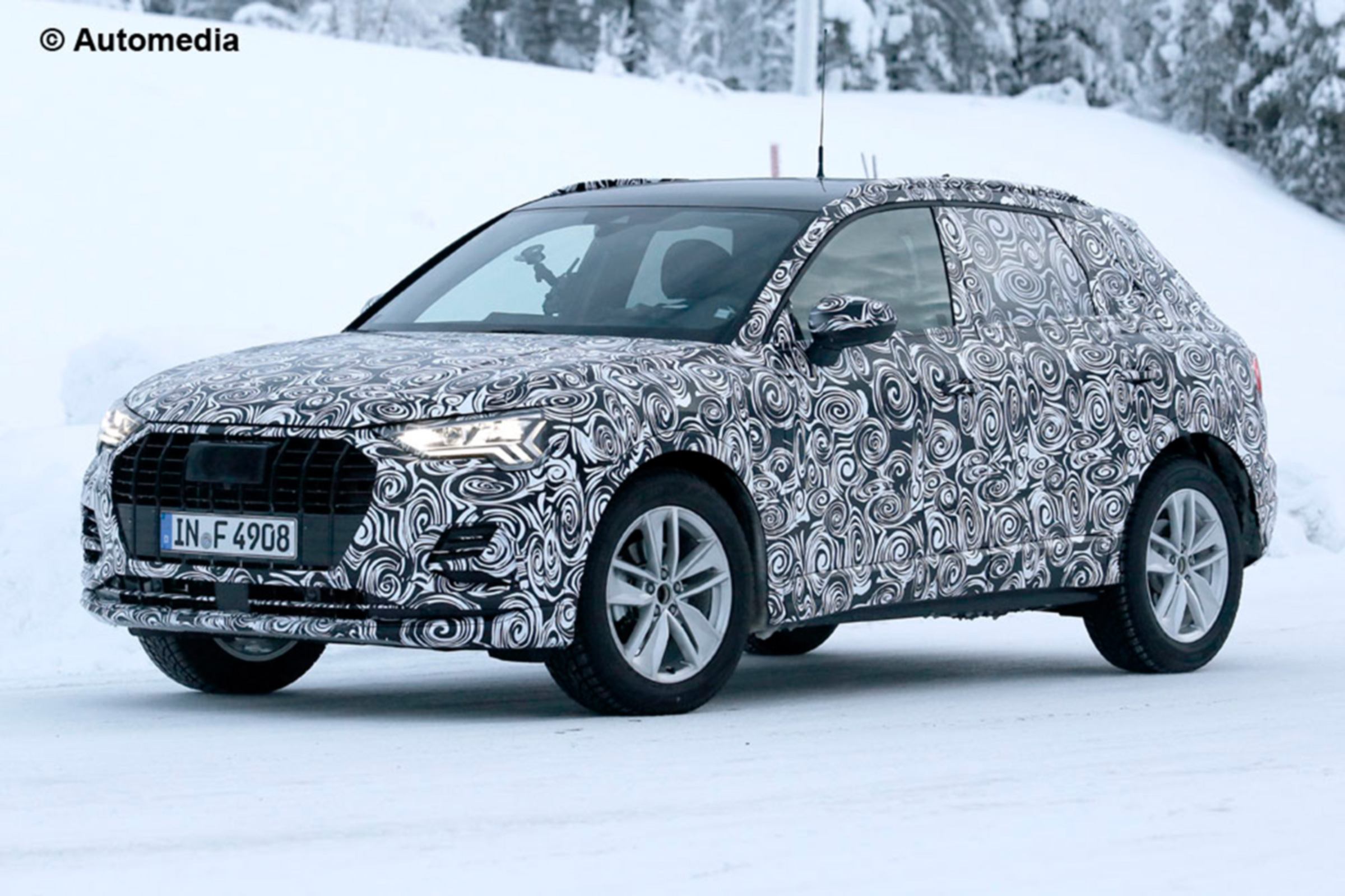 018 Audi Q3 - front