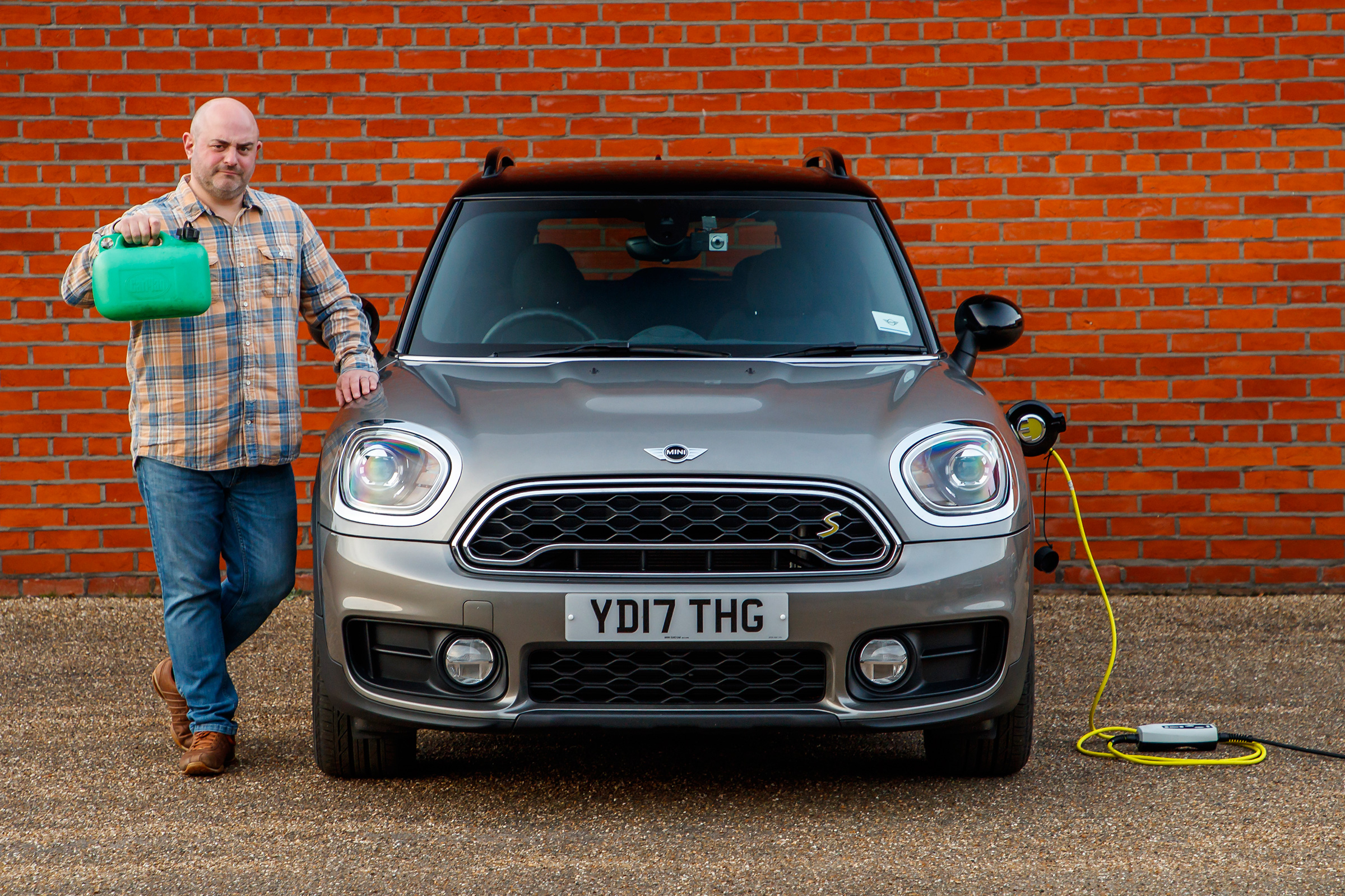 MINI Countryman PHEV - front