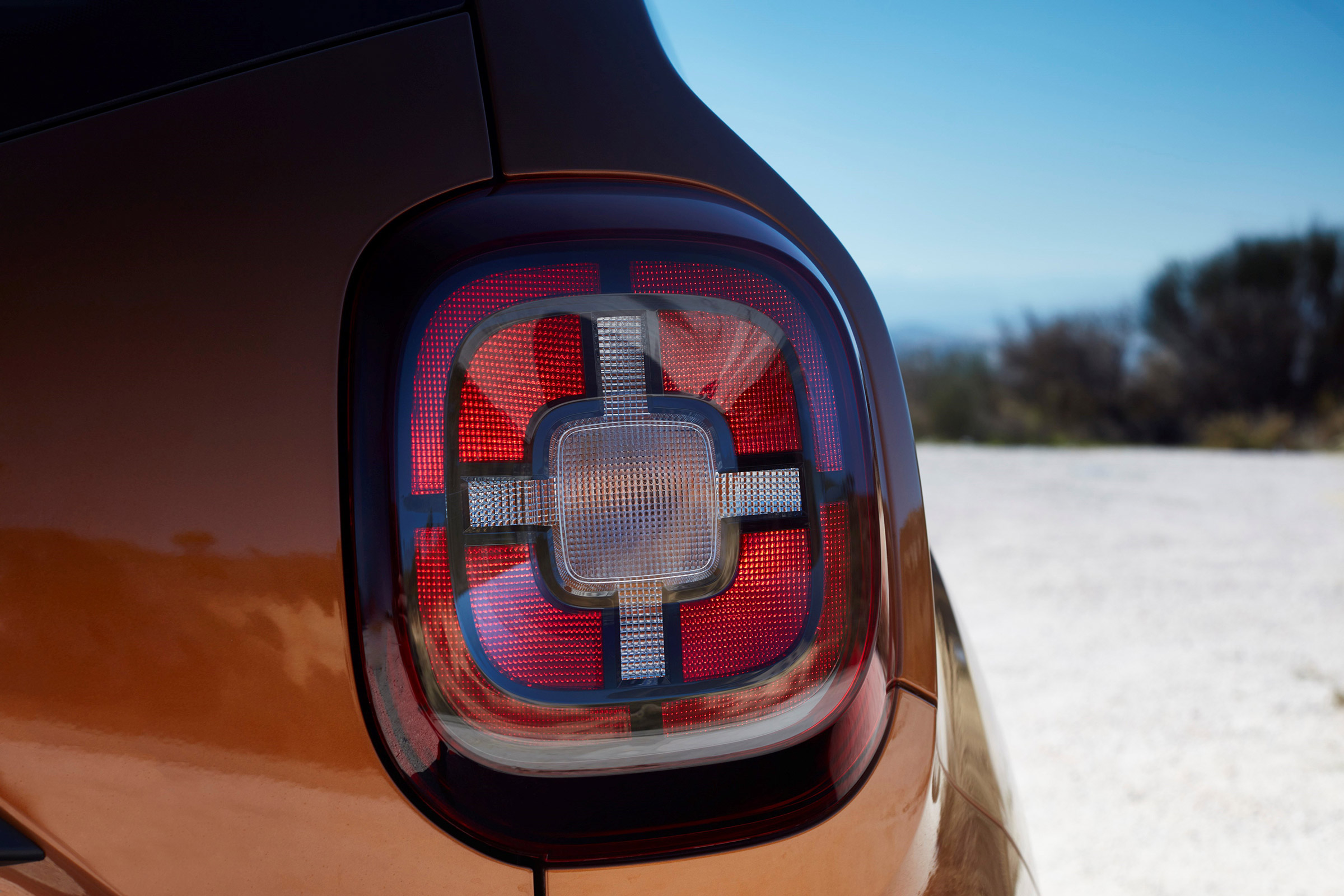 Dacia Duster - rear light