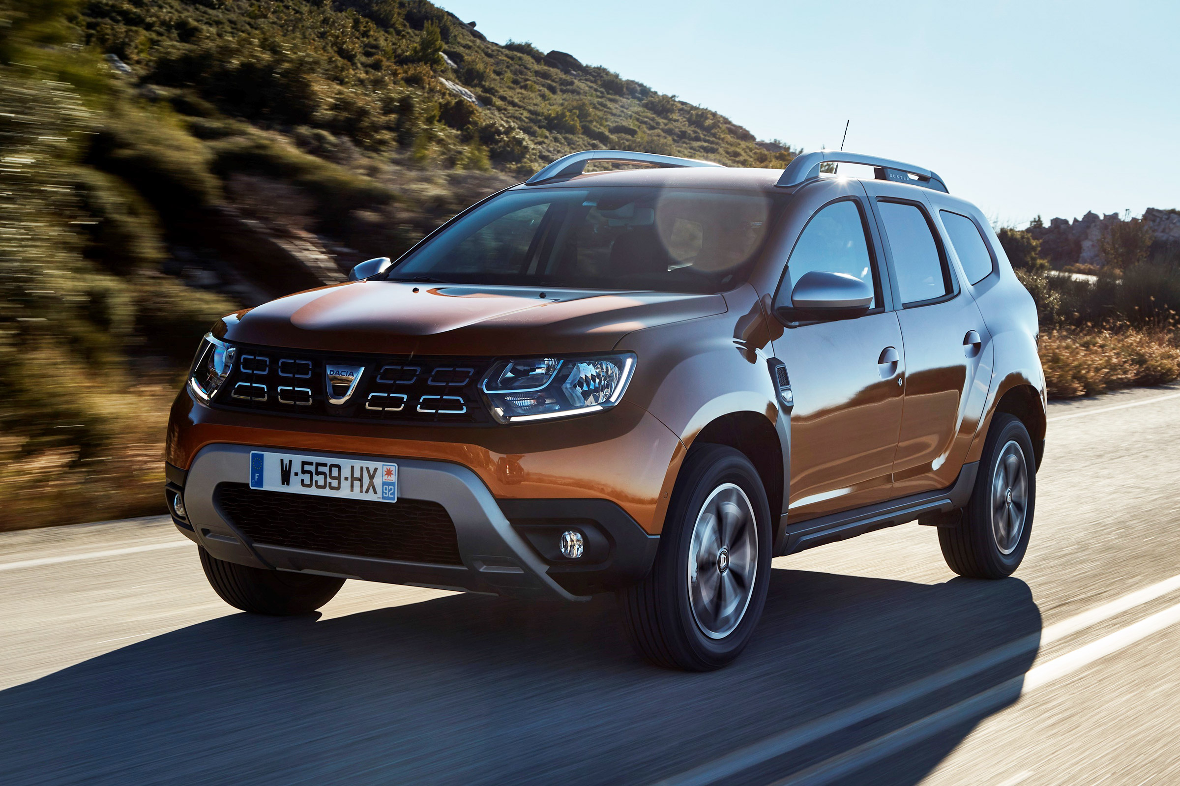 Dacia Duster - front action