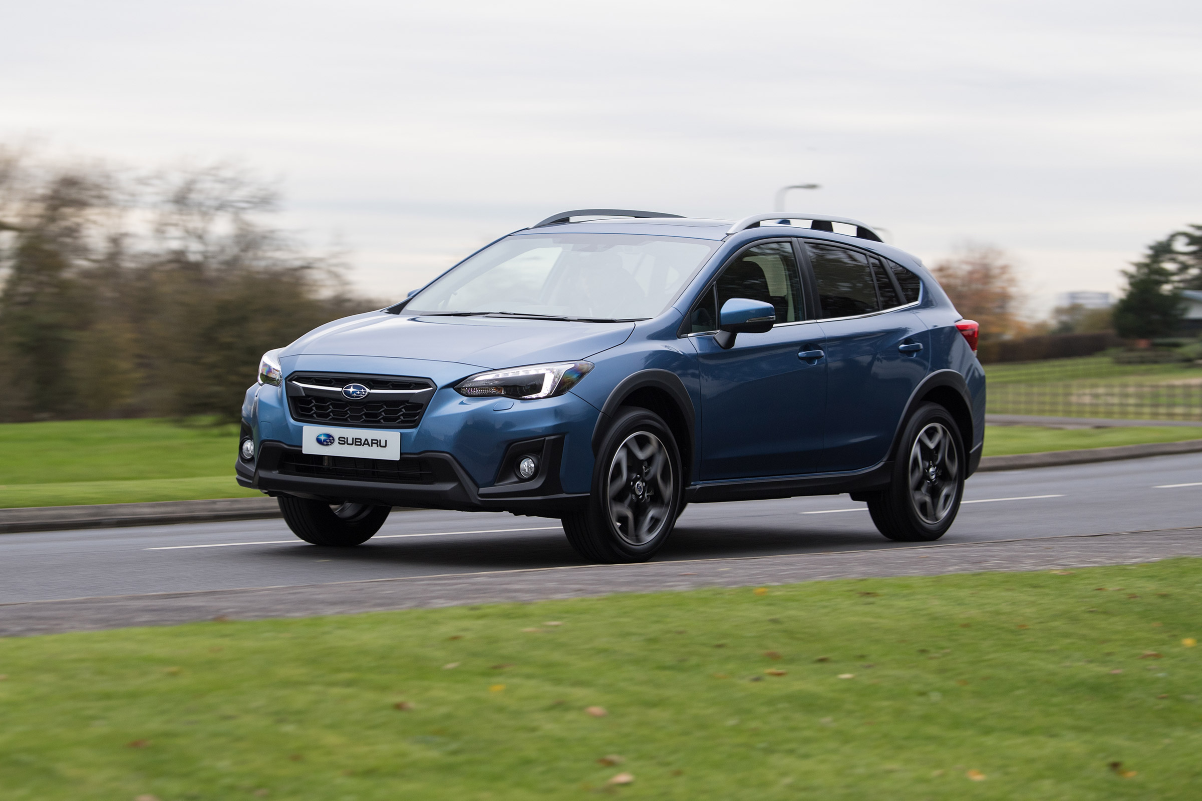 Subaru XV - front cornering