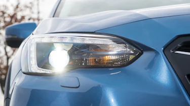 Subaru XV - front light