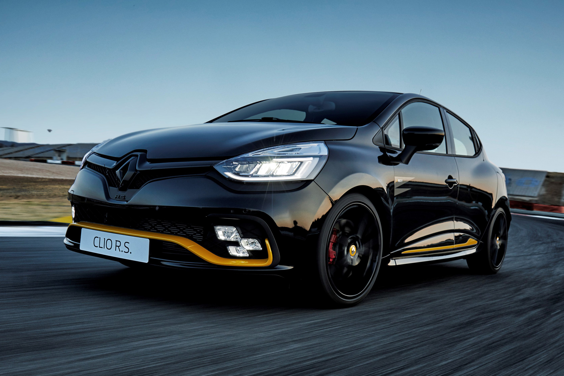 Renault Clio R.S.18 - front