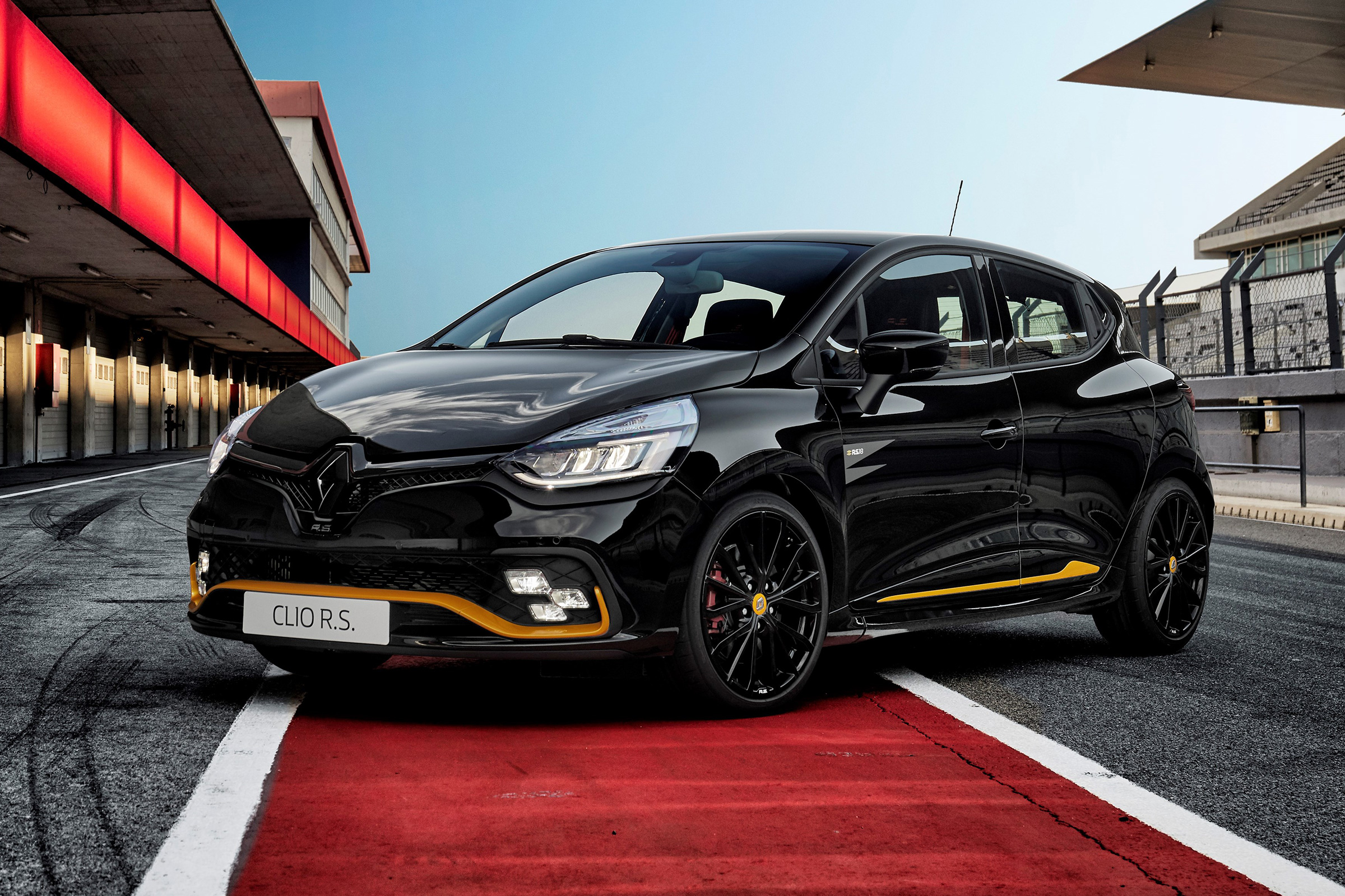 Renault Clio R.S.18 - front