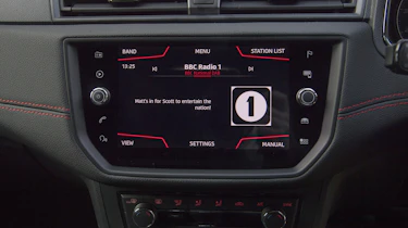 SEAT Arona FR - infotainment