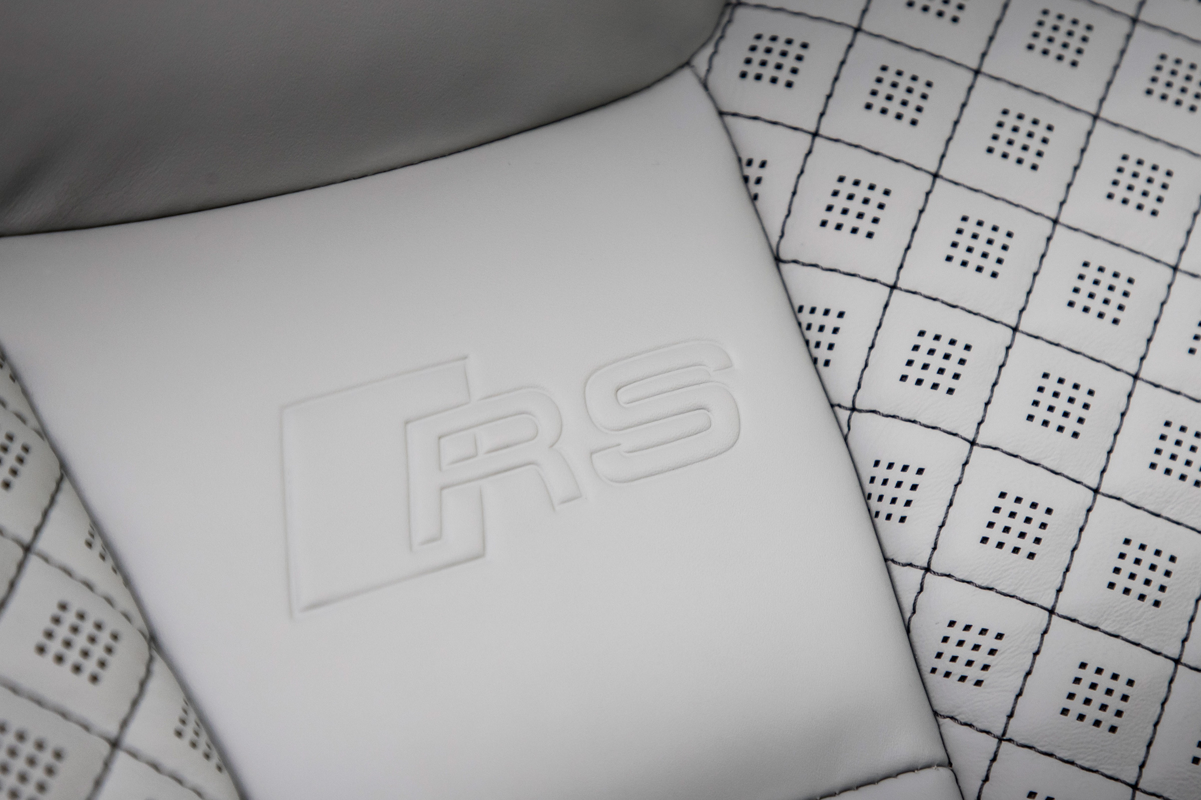 Audi RS3 long-term test review - seats
