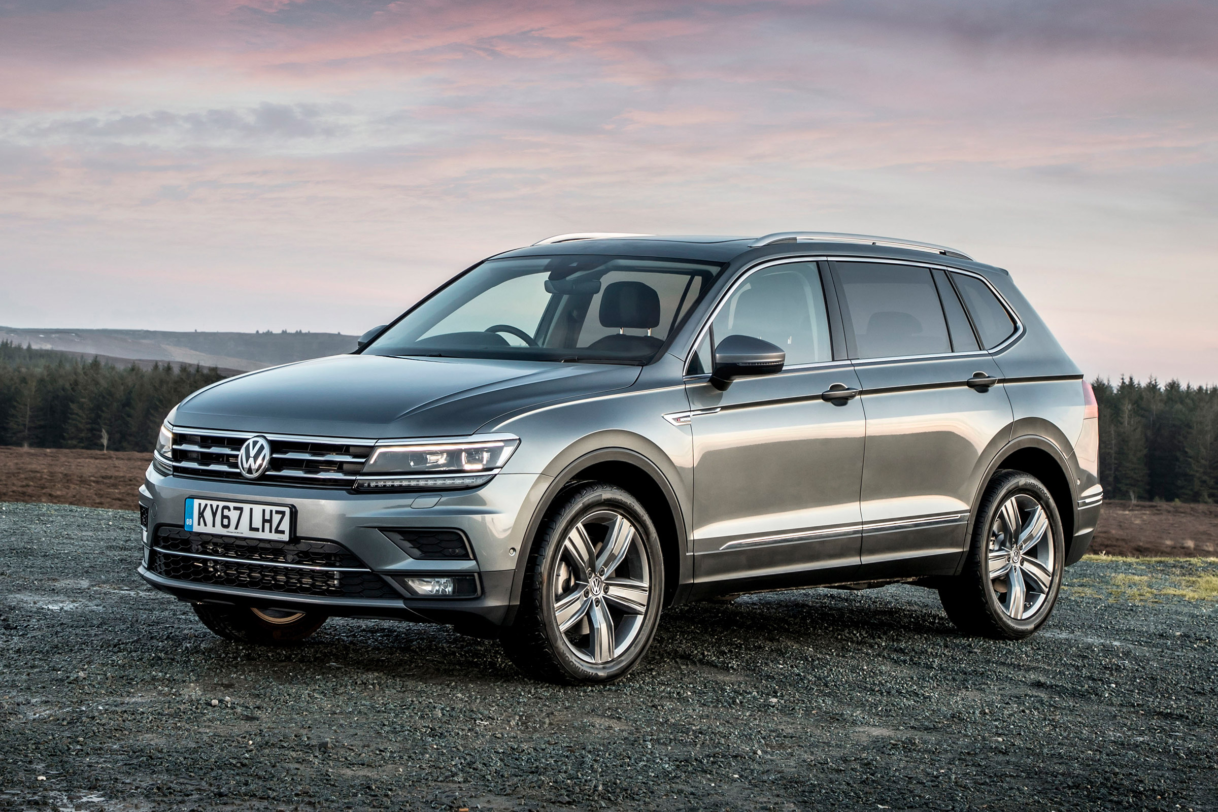 Volkswagen Tiguan Allspace - front static