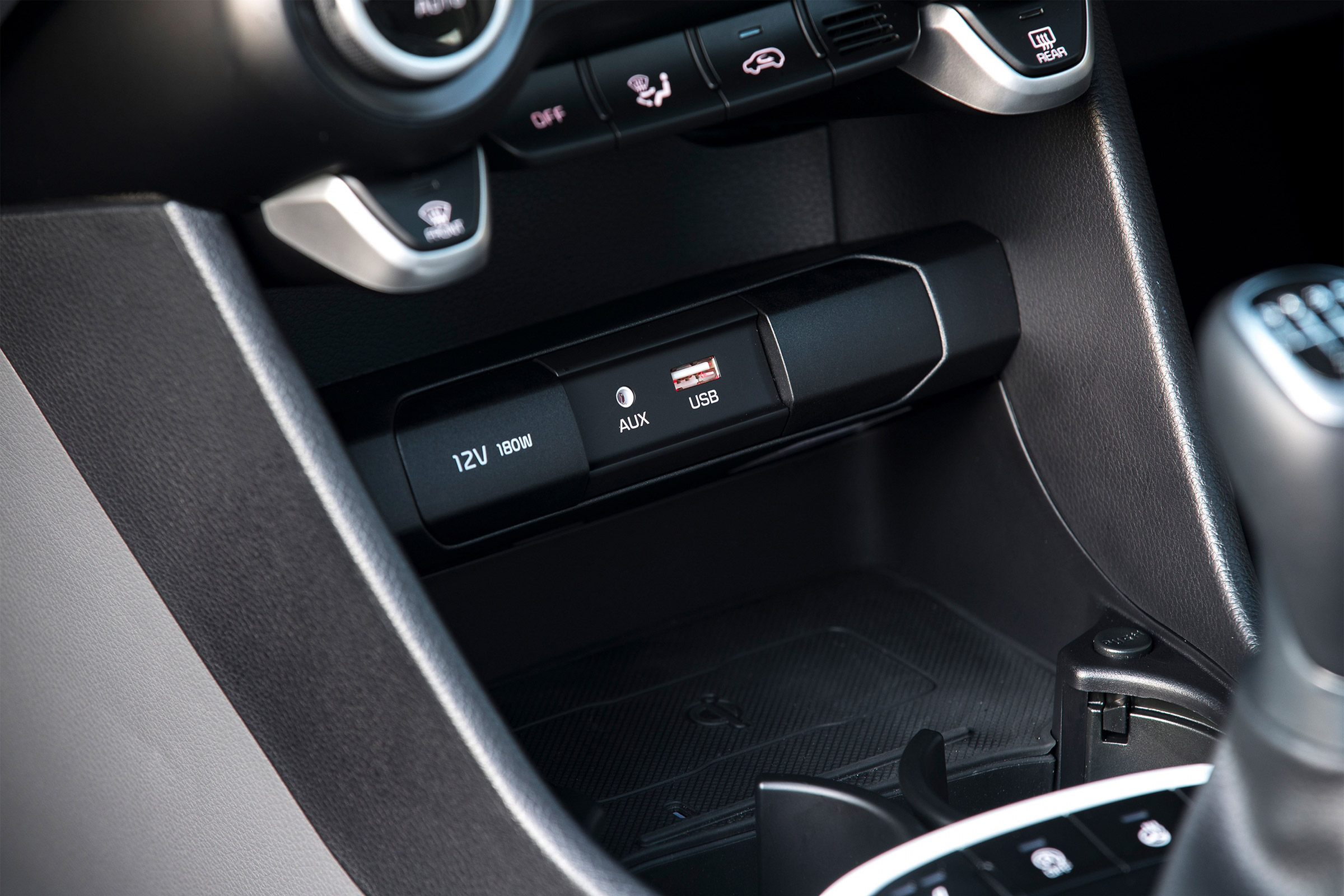 Kia Picanto X-Line - centre console
