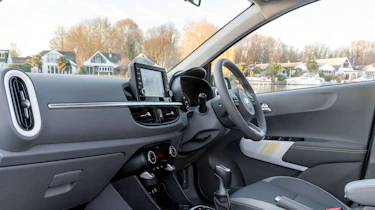 Kia Picanto X-Line - cabin