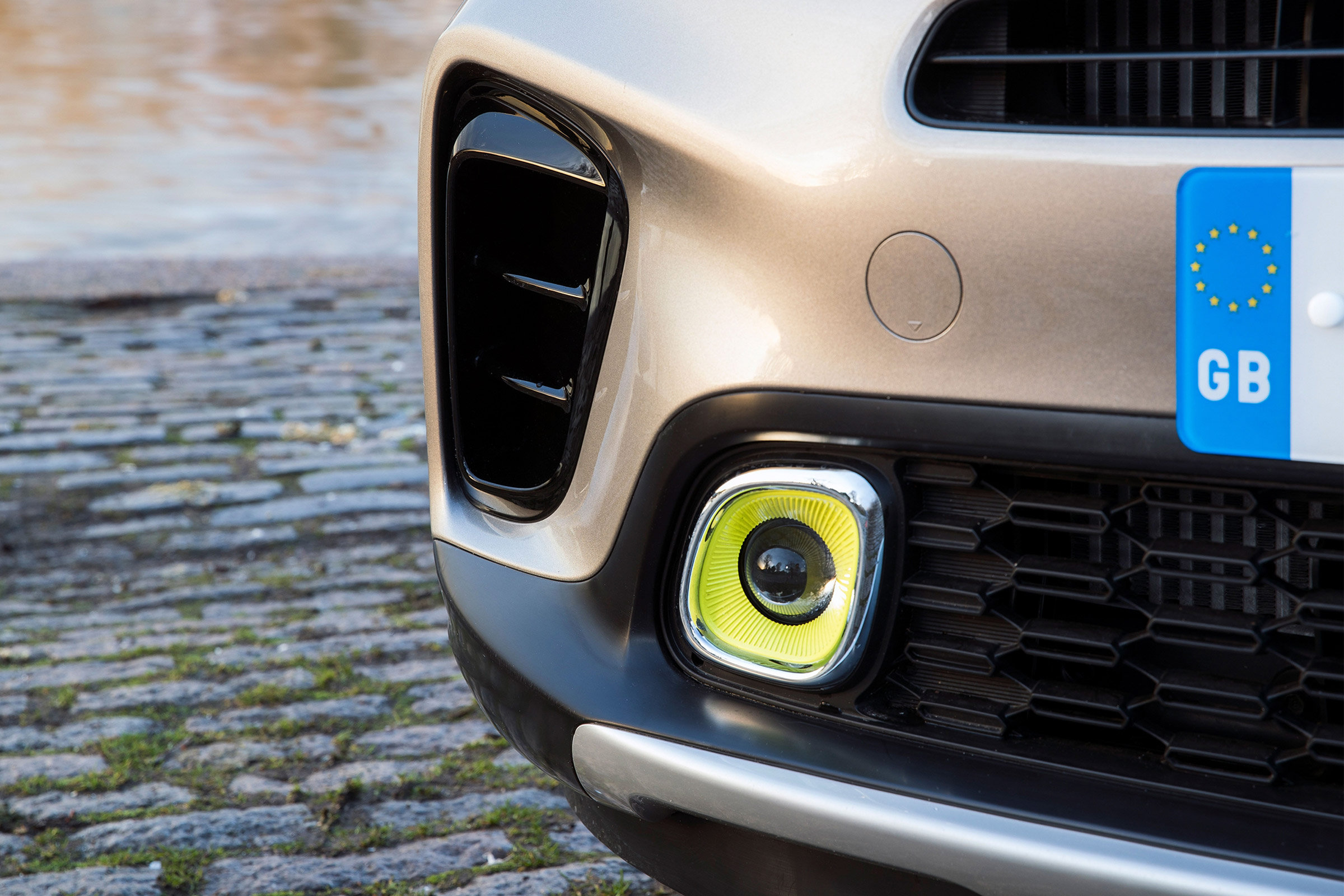 Kia Picanto X-Line - fog light