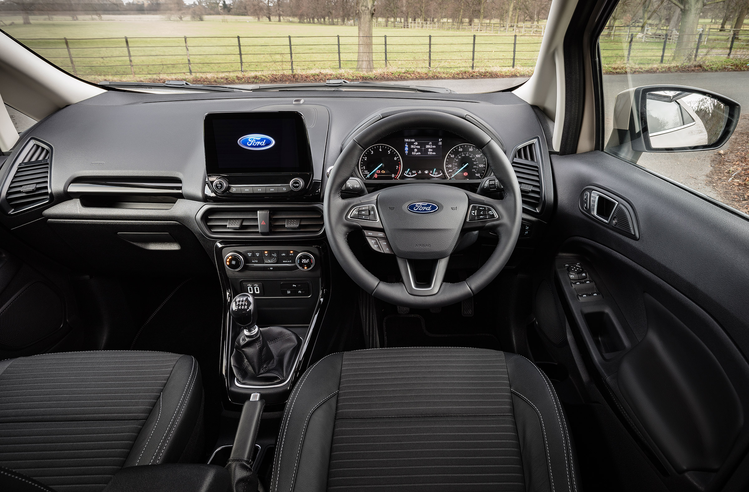 Ford EcoSport - dash