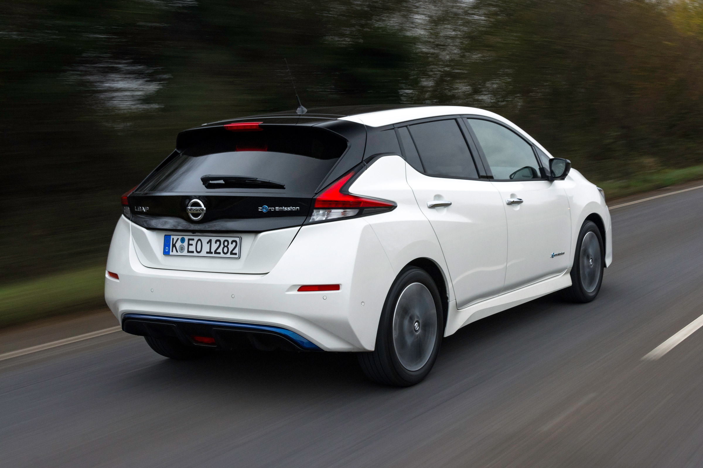 Nissan Leaf - rear