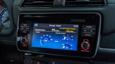 Nissan Leaf - infotainment