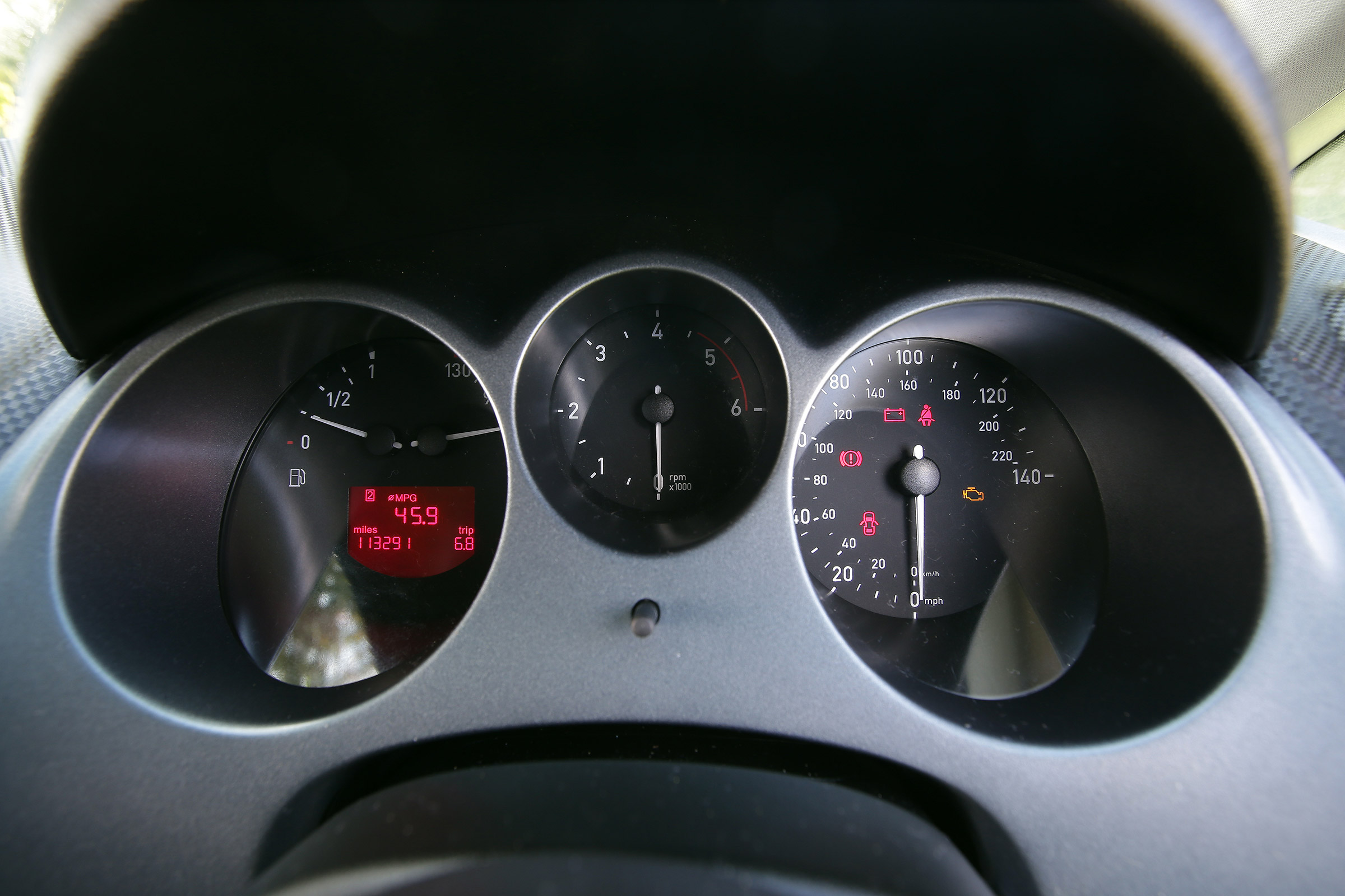 Used SEAT Altea - dials