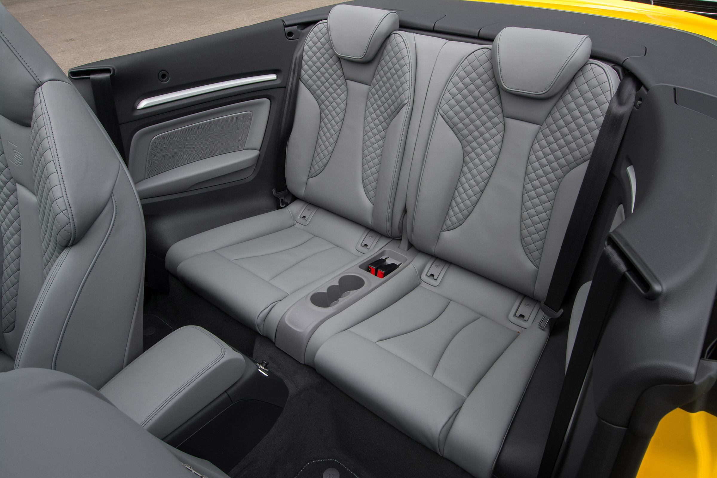 Audi A3 Cabriolet - rear seats