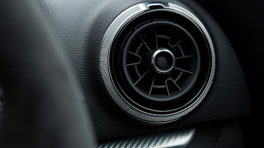 Audi RS 3 - air vent
