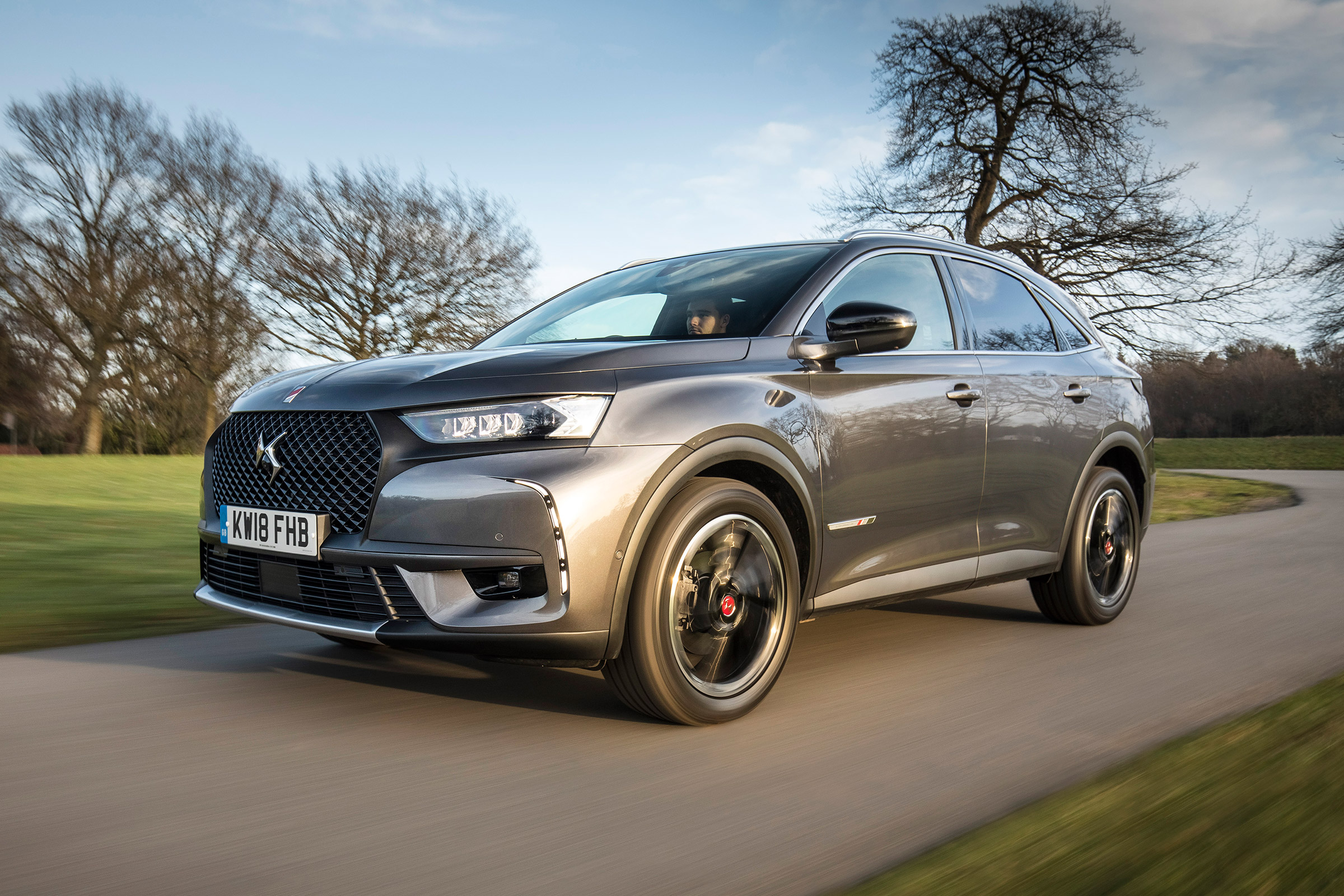 DS 7 Crossback - front action