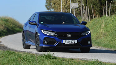 Honda Civic diesel - front