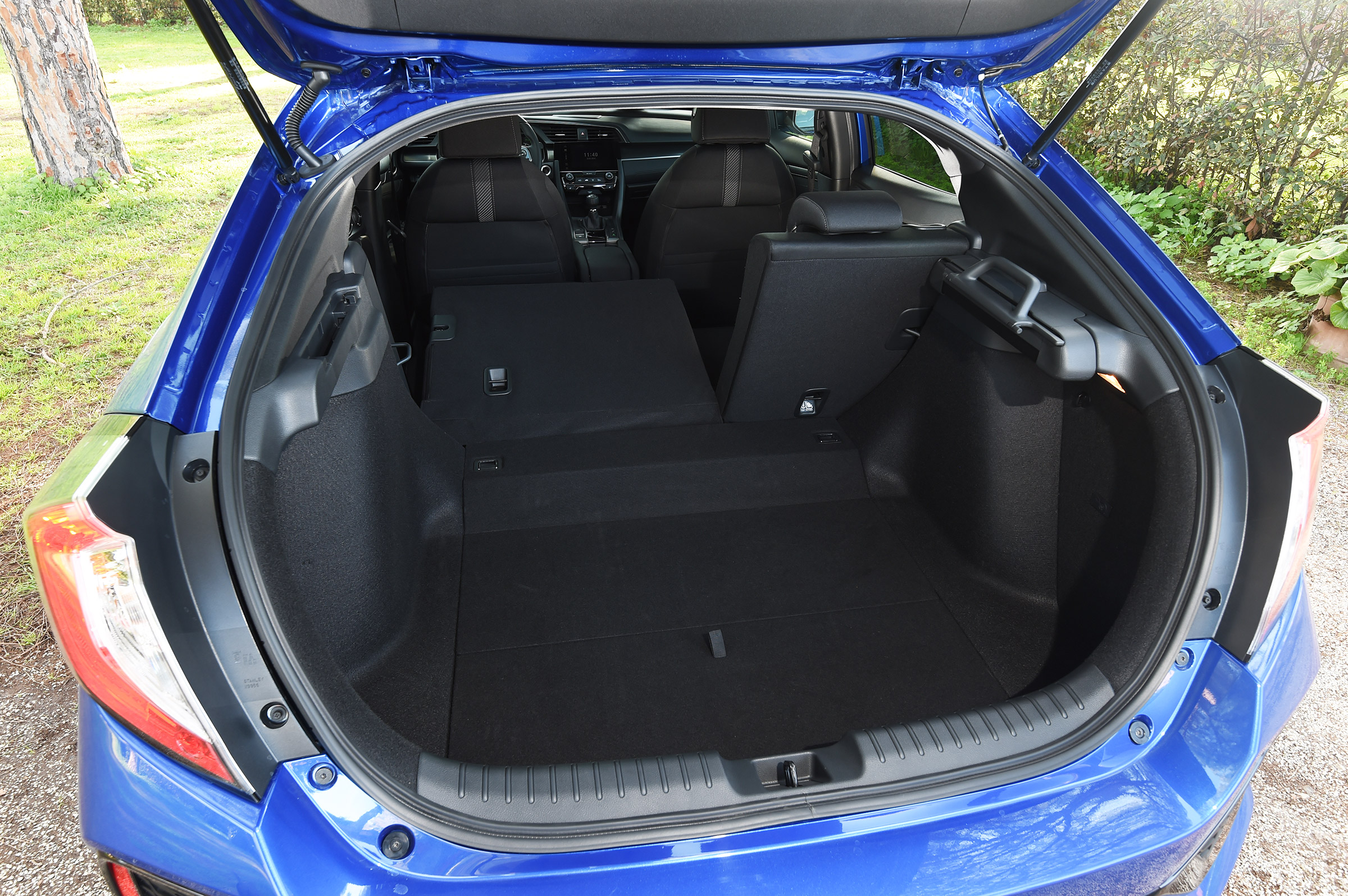 Honda Civic diesel - boot