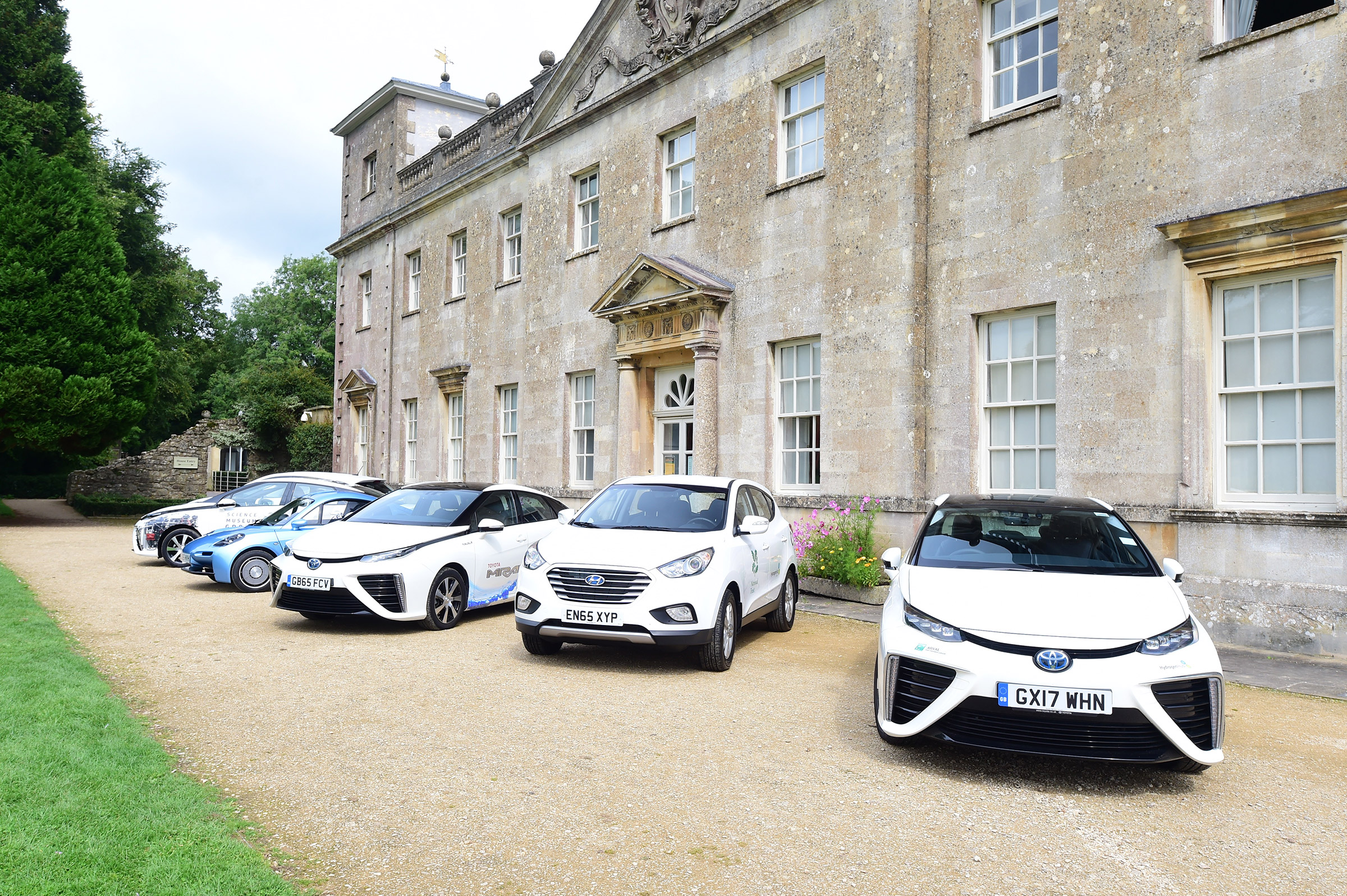 Selection of hydrogen cars