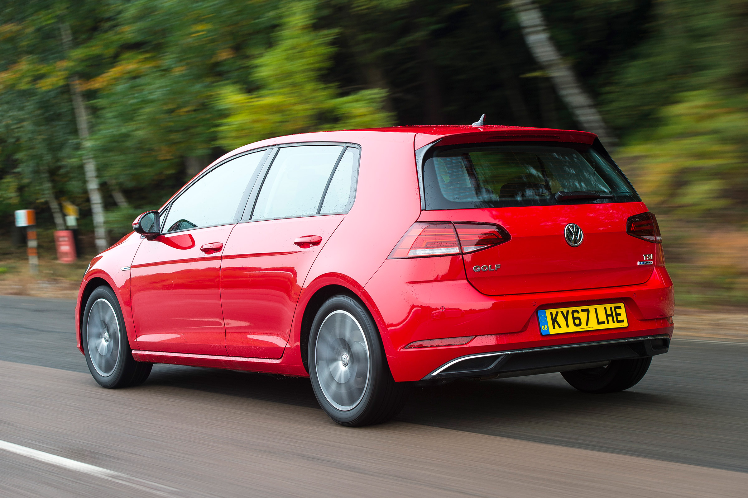 Volkswagen Golf - rear