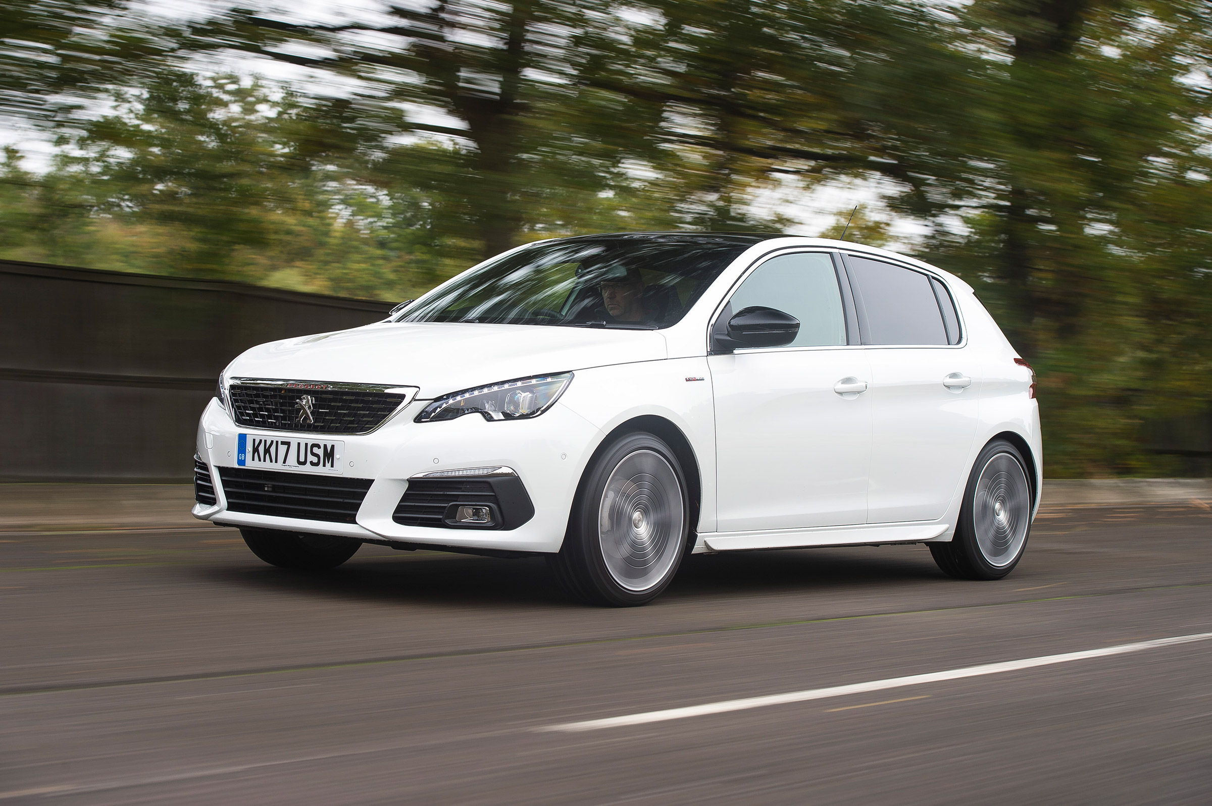 Peugeot 308 - front action