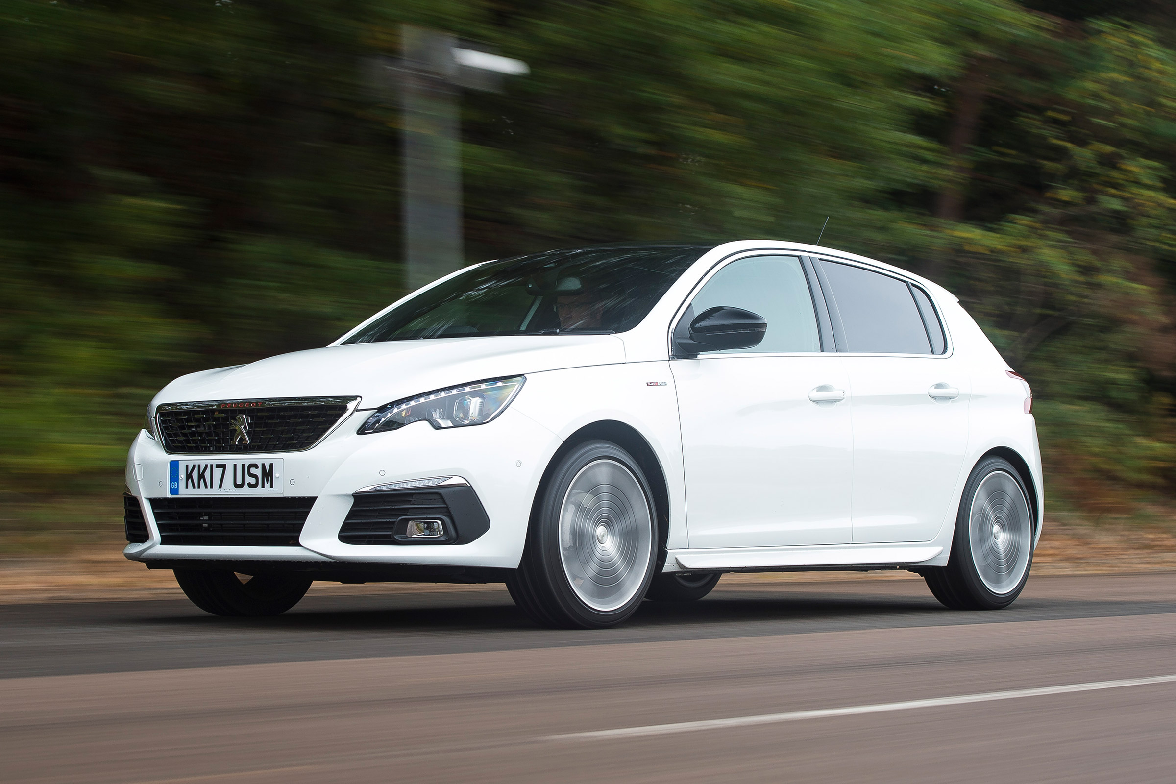 Peugeot 308 - front