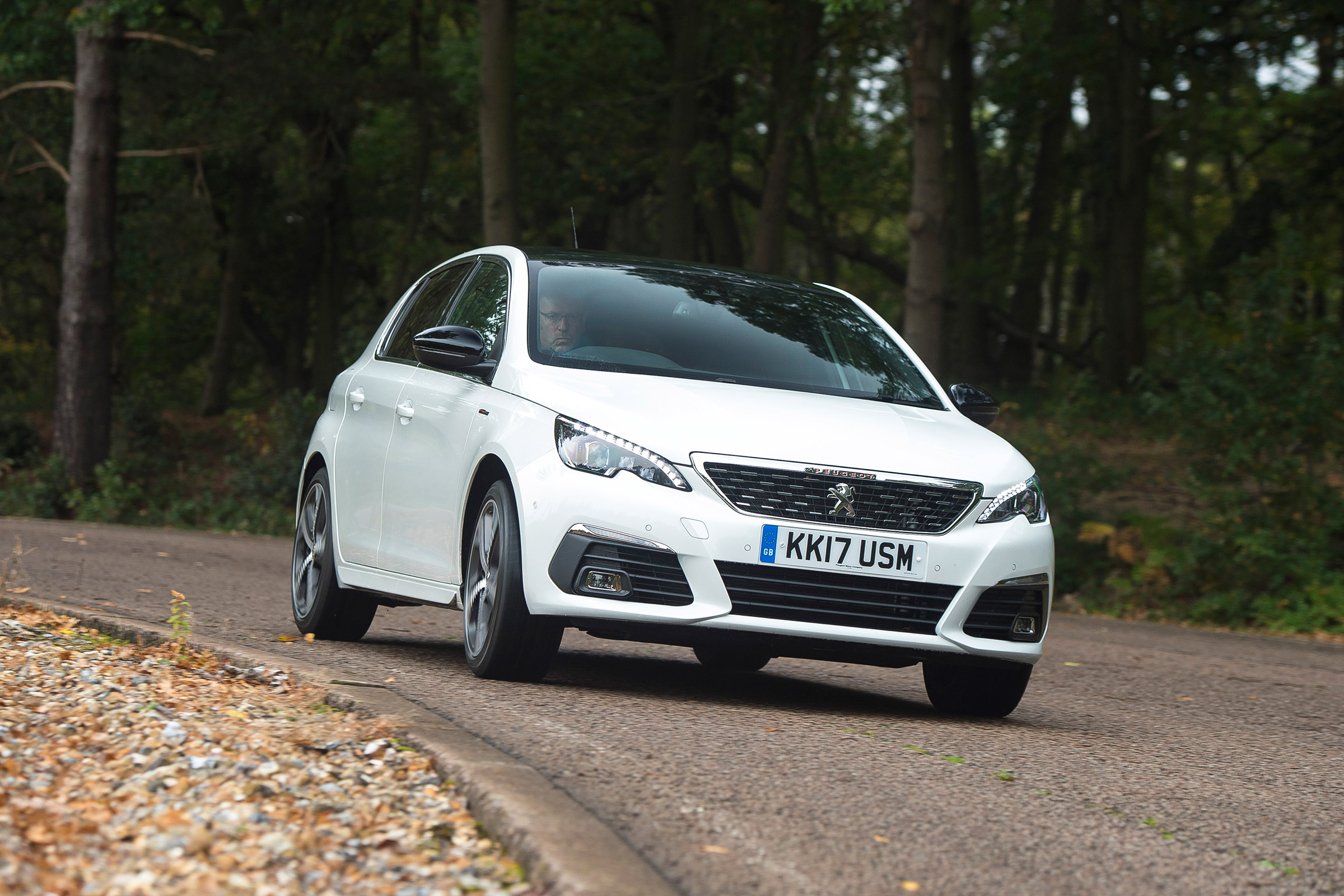 Peugeot 308 - front cornering