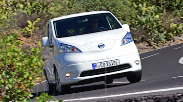 Nissan e-NV200 - front cornering